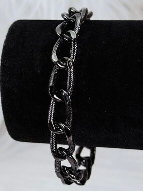 Black gunmetal chainlink bangle bracelet